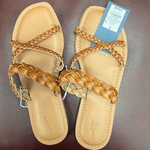 Universal Thread Twist Brown Sandals